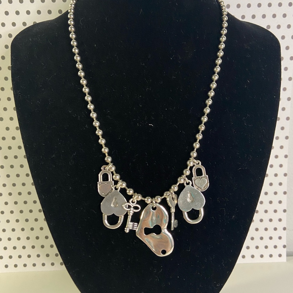 Tra-la-ra Necklace with hearth and key charms